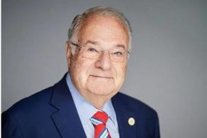 Portrait of Joe Ricketts